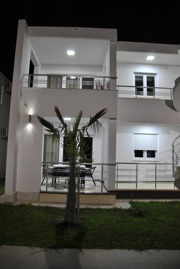 Royal Apartments & Villas Ulcinj Exterior photo