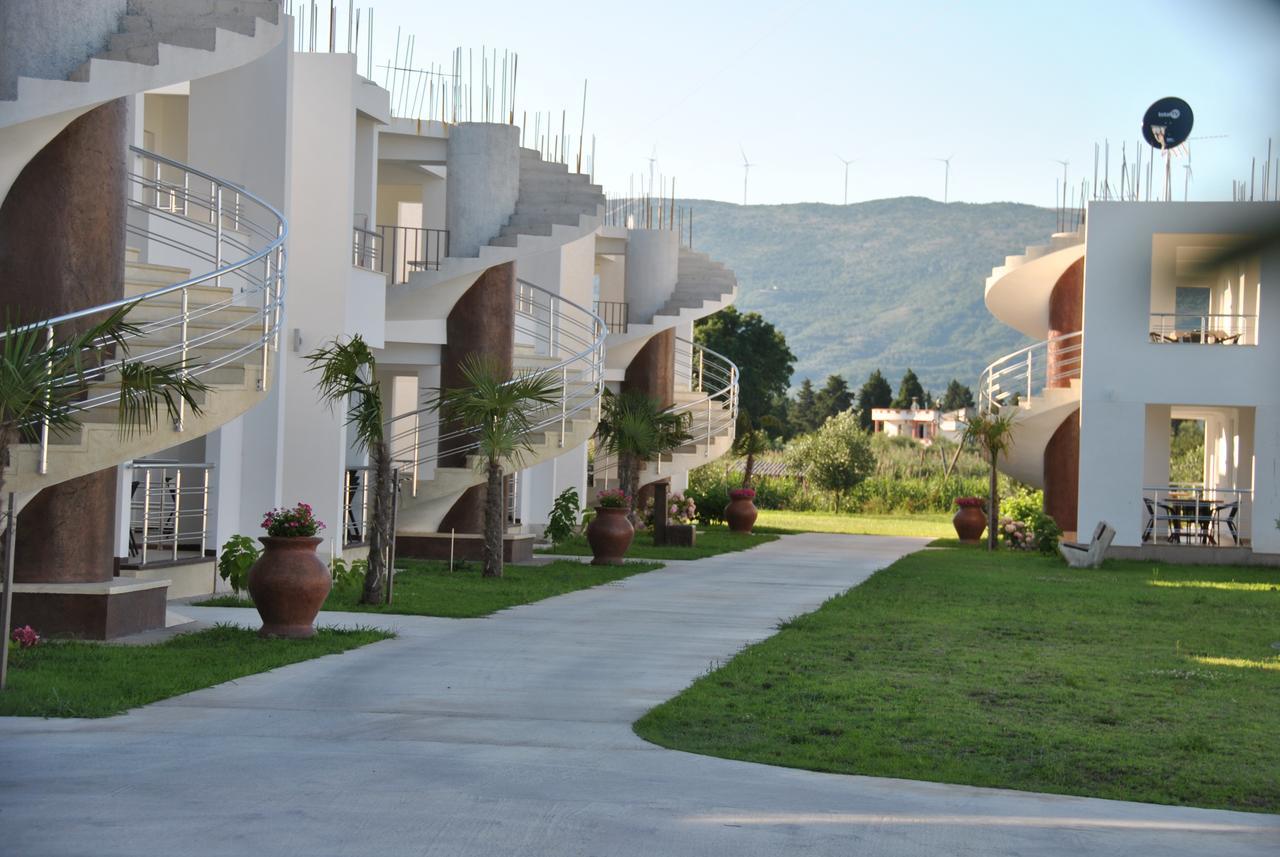 Royal Apartments & Villas Ulcinj Exterior photo