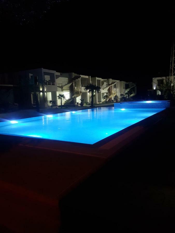 Royal Apartments & Villas Ulcinj Exterior photo